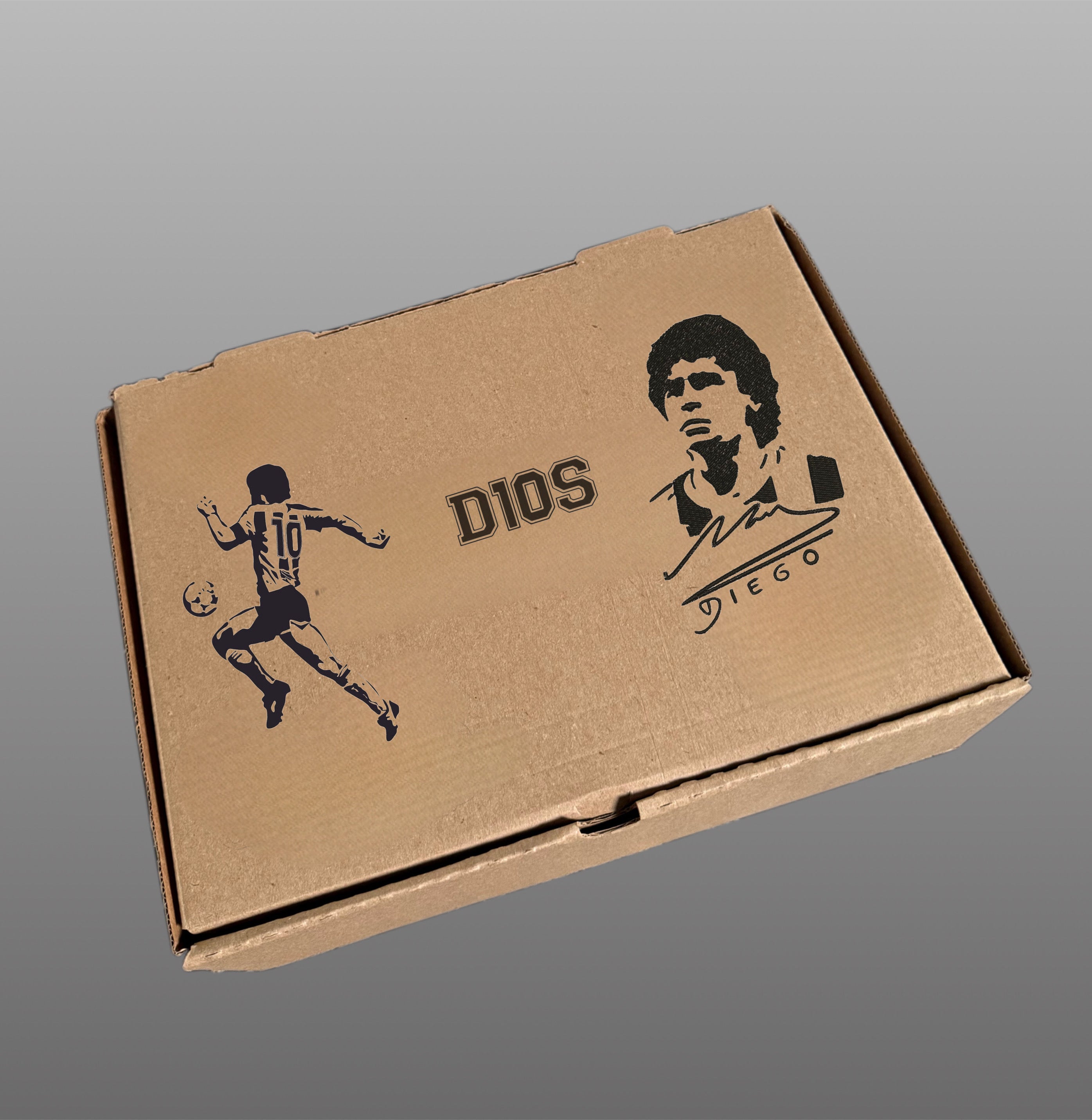 Caja cartón / D10S / Maradona